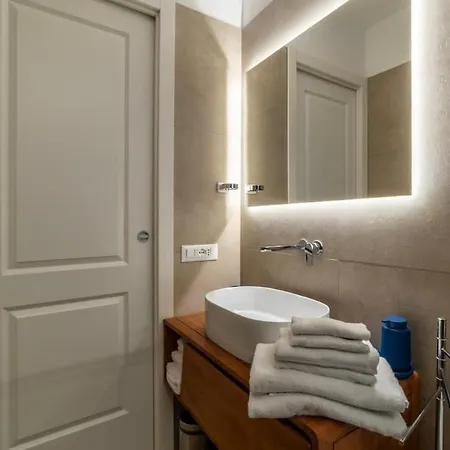 Hébergement de vacances Moderno E Silenzioso A Trastevere Rome