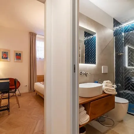 Moderno E Silenzioso A Trastevere Hébergement de vacances Rome