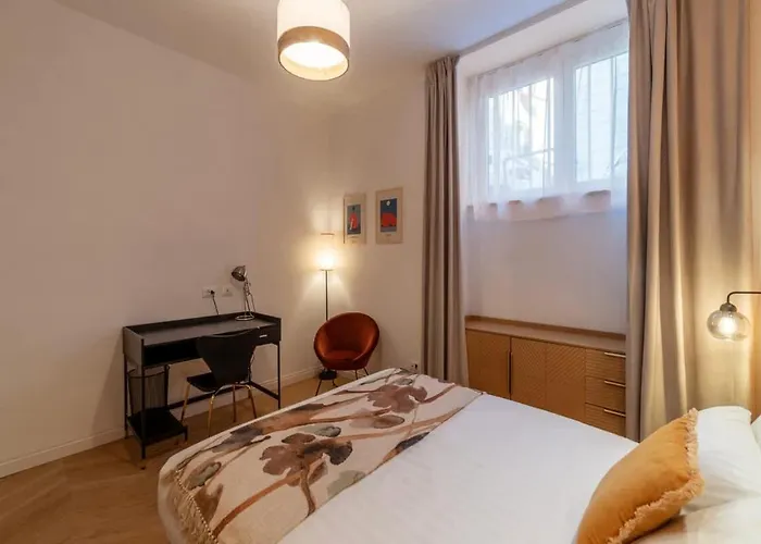 Moderno E Silenzioso A Trastevere * Rome