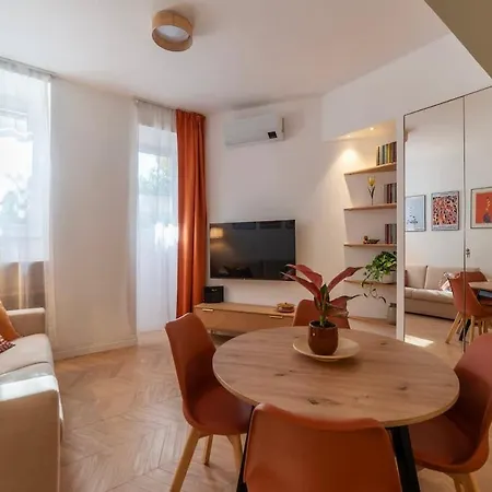 Moderno E Silenzioso A Trastevere *