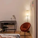 Moderno E Silenzioso A Trastevere 度假居